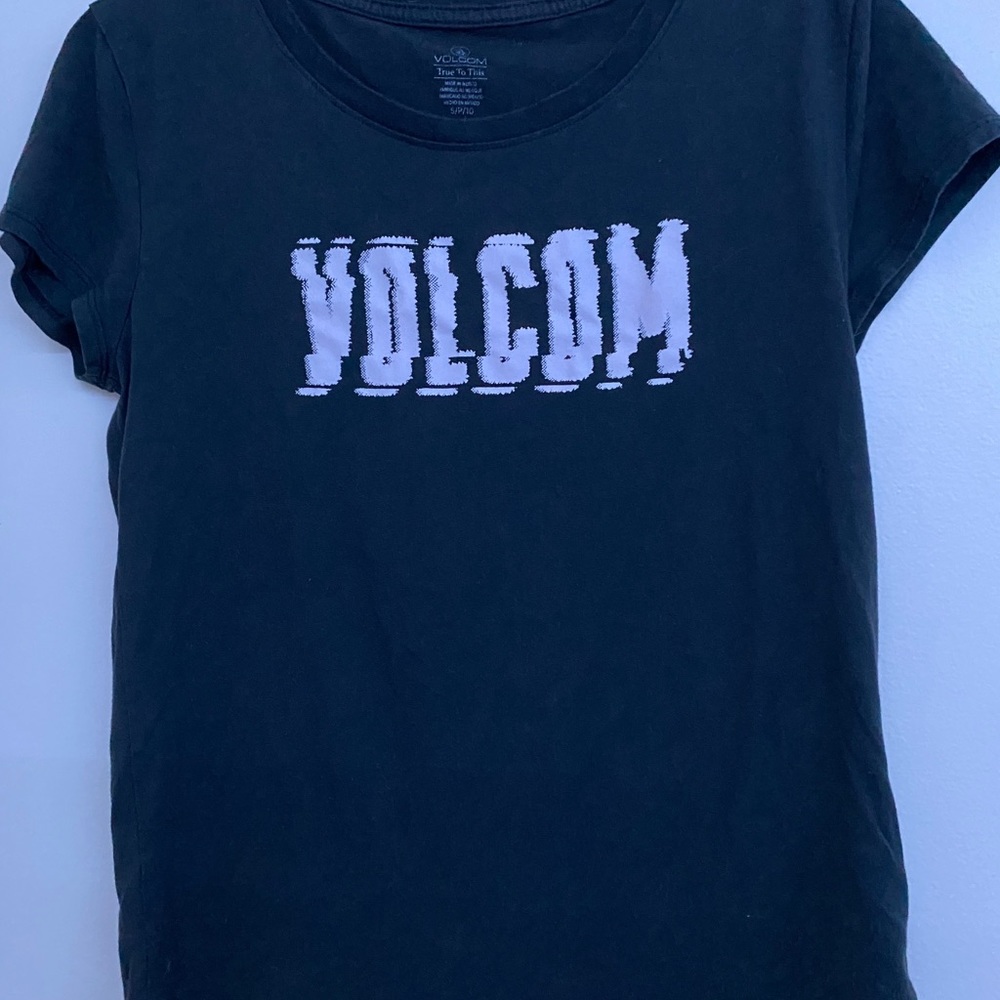 Volcom tee